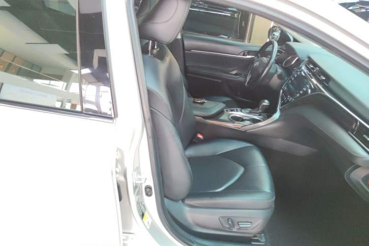 Used Toyota Camry 2018 2.5G Luxury Edition Right Front Seat