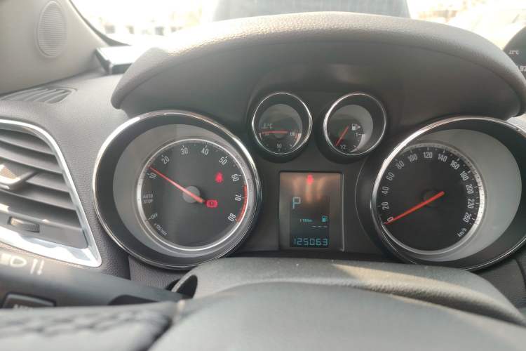 Used Buick Encore 2015 1.4T Automatic Two-Wheel Drive Urban Leading Model