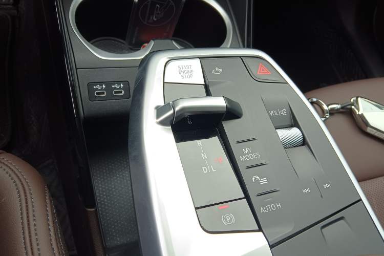 Used BMW X1 2023 sDrive25Li X Design Package Gear Lever