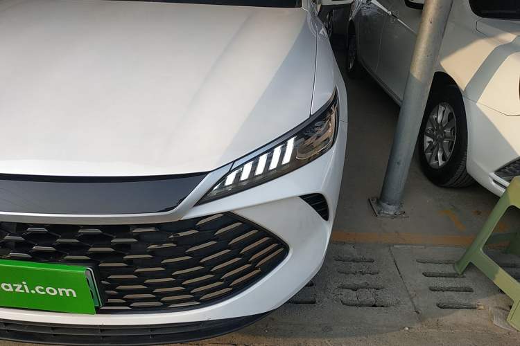 Used BYD Qin PLUS 2025 DM-i Smart Drive 55KM Leading Model