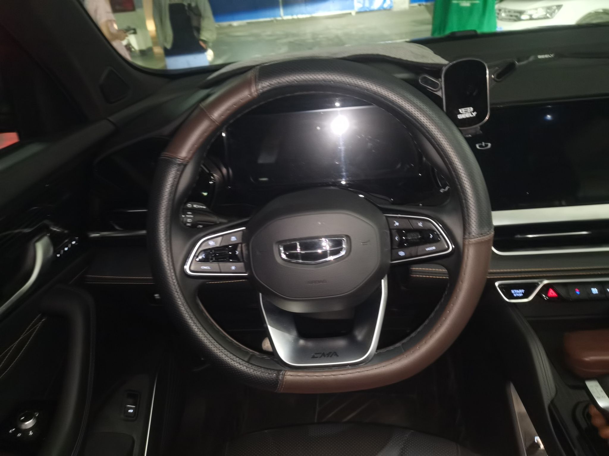 Geely Auto Monjaro L 2024 2.0TD DCT EVO Two-Wheel Drive Long-Range Version — снимка 10