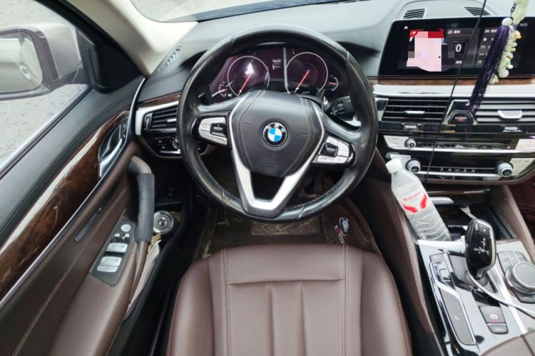 Used BMW 5 Series 2019 525Li Luxury Package
