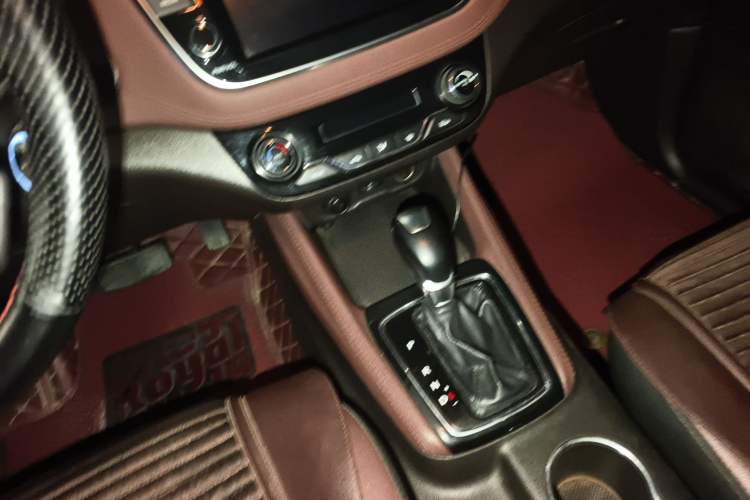 Used Changan Lingxuan 2017 1.5T Automatic Lehuo Happy Edition
