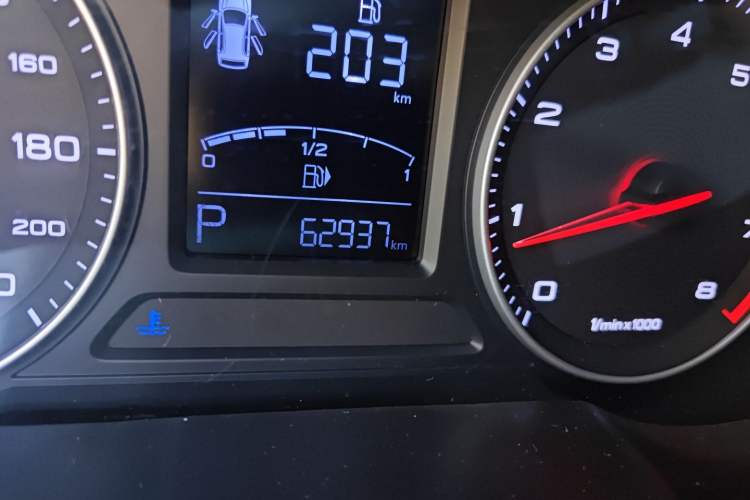 Used MG ZS 2018 1.5L Automatic Luxury Edition China V Standard