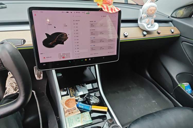 Used Tesla Model 3 2019 Long-Range All-Wheel-Drive Version
