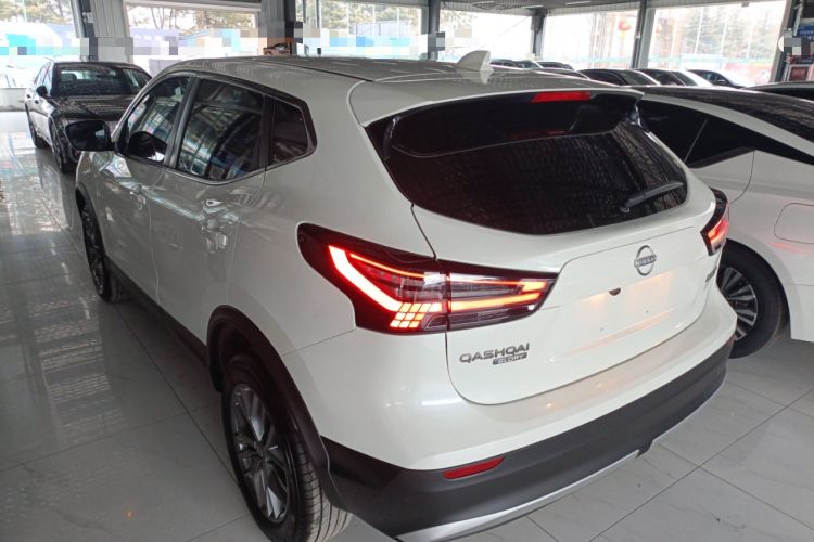 Used Nissan Qashqai 2025 Facelifted Honor 2.0L CVT XV Genuine Edition
