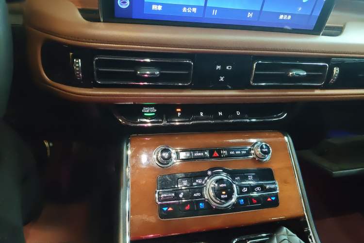 Used Lincoln Aviator 2020 3.0T V6 Four-Wheel Drive Zunya Edition Gear Lever