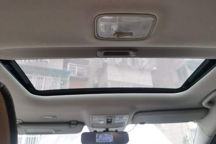 Used Kia Sportage R 2015 2.0L Automatic Two-Wheel Drive GLS Headliner