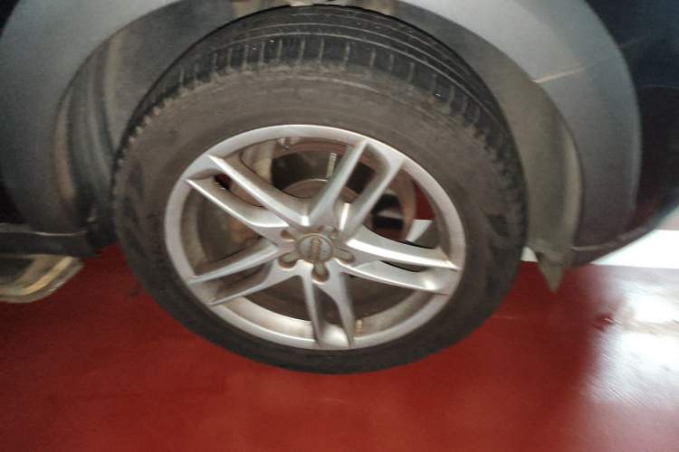 Used Audi Q5 2017 Plus 40 TFSI Technology Model
