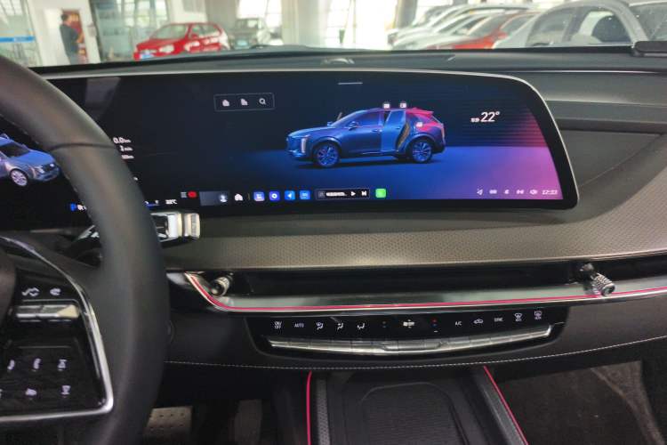 Used Cadillac XT5 2026 Model 2.0T Luxury Edition Audio And AC Panel