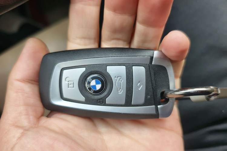 Used BMW 5 Series 2013 525Li Luxury Model Vehicle Key