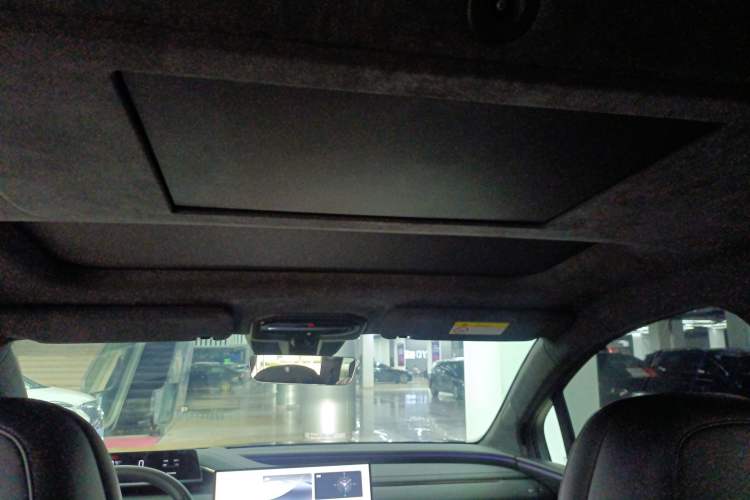 Used Hyptec HL 2025 700 Ultra Six-Seater All-Wheel-Drive LiDAR Version Headliner