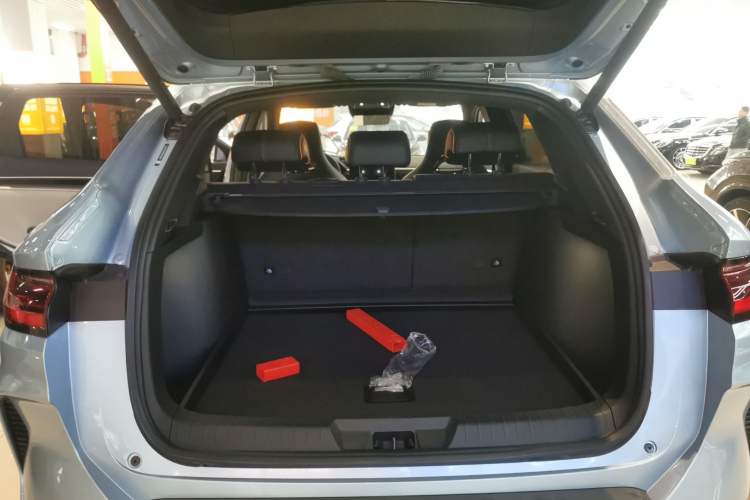 Used BYD Song PLUS New Energy 2023 Champion Edition DM-i 110KM Flagship PLUS
