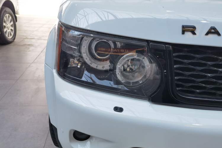 Used Land Rover Range Sport 2013 5.0 SC V8 HSE Right Front Headlight