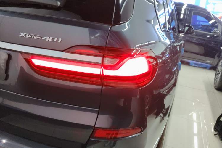 Used BMW X7 2020 xDrive40i Luxury M Sport Package