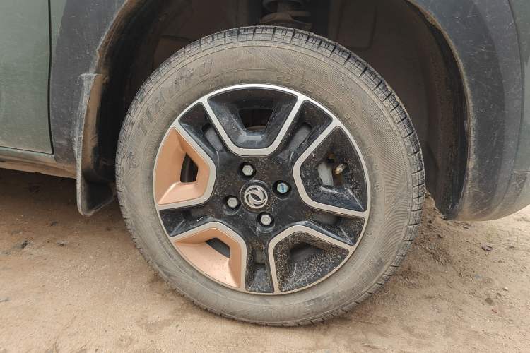 Used Dongfeng NAMMI BOX 2022 Champion Edition Light Wind Version 201KM Standard Model