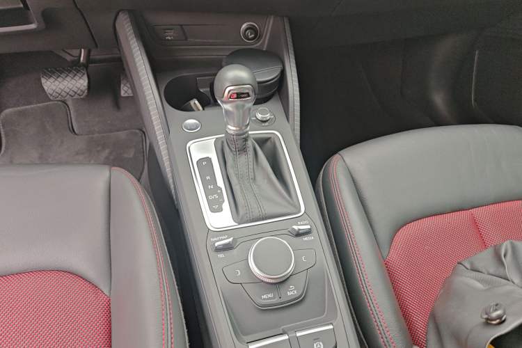 Used Audi Q2L 2021 35 TFSI Fashion Dynamic Model
