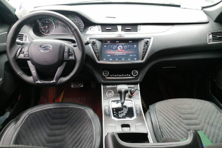 Used Land X7 2015 2.0T Panoramic Prestige Edition