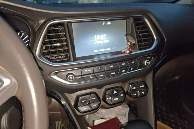 Used GAC Trumpchi GS4 2017 235T Automatic Two-Wheel Drive Luxury Smart Connectivity Version
