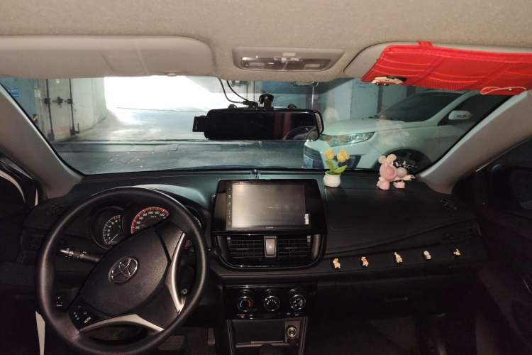 Used Toyota Vios 2021 1.5L CVT Innovation Edition Headliner