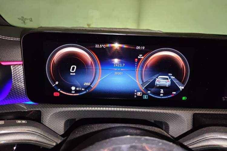 Used Mercedes-Benz A-Class 2022 Revised Version A 200 L Sport Sedan Fashionable Style