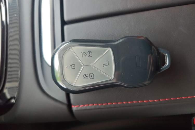 Used XPeng P7 2023 586E Interior 1