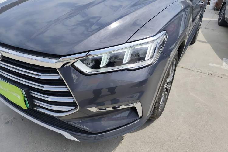 Used BYD Song Pro New Energy 2019 DM 1.5T Four-Wheel Drive Performance Edition Deluxe Model Left Front Headlight