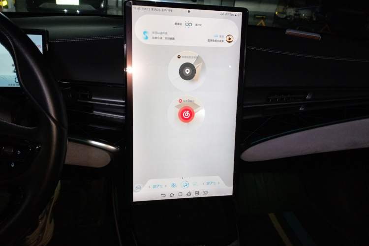 Used BYD Seal 2022 550 km Standard Range Rear-Wheel Drive Prestige Version Audio And AC Panel