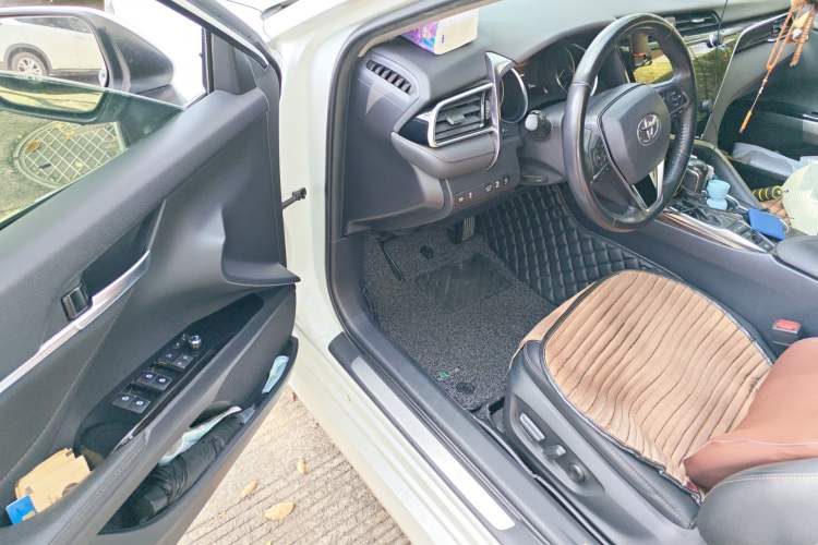 Used Toyota Camry 2019 2.5G Luxury Edition China VI Standard Driver Seat