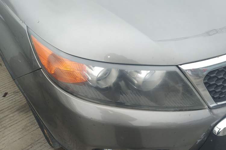 Used Kia Sorento 2010 2.2T Diesel Luxury Edition Right Front Headlight