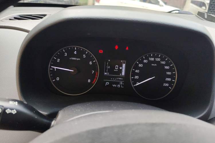 Used Hyundai ix25 2015 1.6L Automatic Two-Wheel Drive Smart GLS Trim
