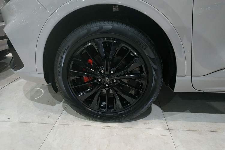 Used Ford Escape 2024 EcoBoost 245 Four-Wheel Drive ST-Line Pro Trim