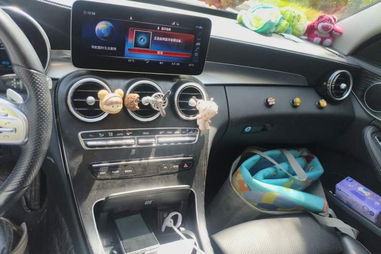 Used Mercedes-Benz C-Class 2020 Restyled C 260 L Sport Edition Audio And AC Panel