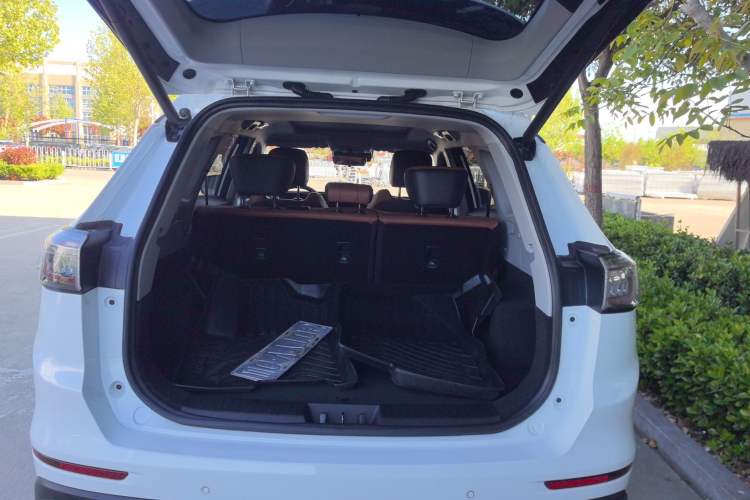 Used Chery Tiggo 8 PLUS 2022 Kunpeng Edition 390TGDI DCT Luxury+ Edition Trunk