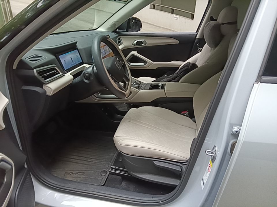 BYD Yuan UP 2024 401KM Leading Edition — снимка 17