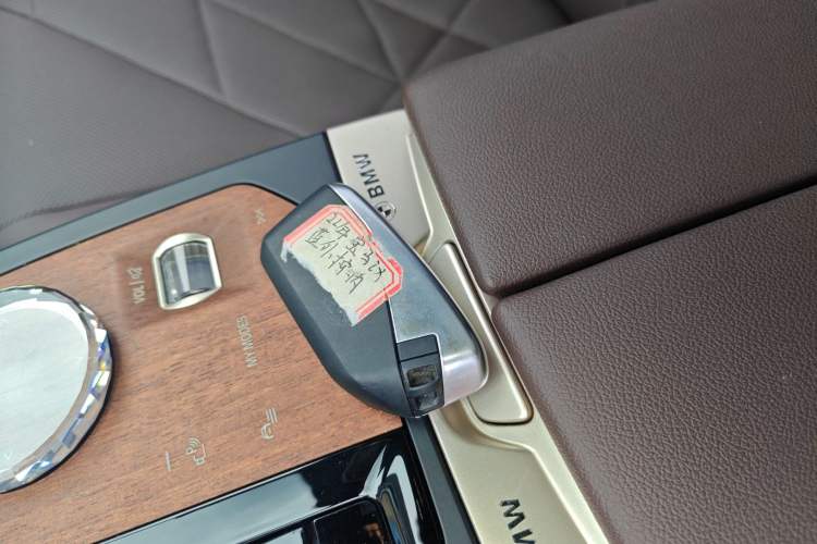 Used BMW iX 2022 xDrive40
