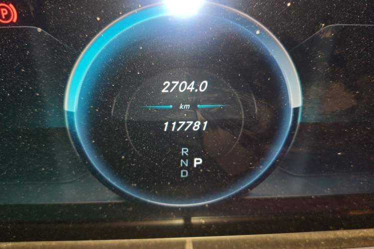 Used Mercedes-Benz E-Class 2019 Restyled E 300 L Sporty and Stylish Edition Odometer Close Up