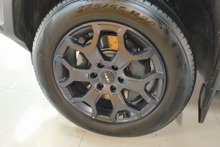 Used Formula Leopard 5 2023 Cloud Ride Flagship Edition
