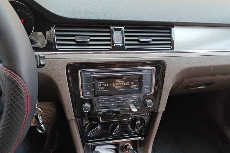 Used Volkswagen Bora 2014 1.6L Manual Comfort Model