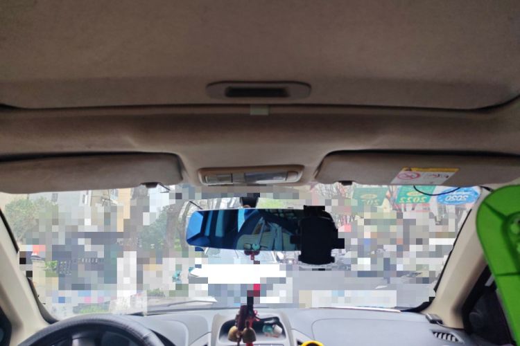 Used Geely Auto Diamond 2015 Sedan 1.5L Manual SuperDeluxe Model Headliner