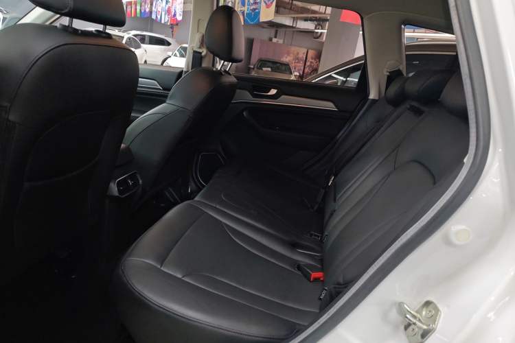 Used Haval H6 2018 Red-Label Sport Edition 1.5T Automatic Two-Wheel Drive Elite Model Left Rear Seat