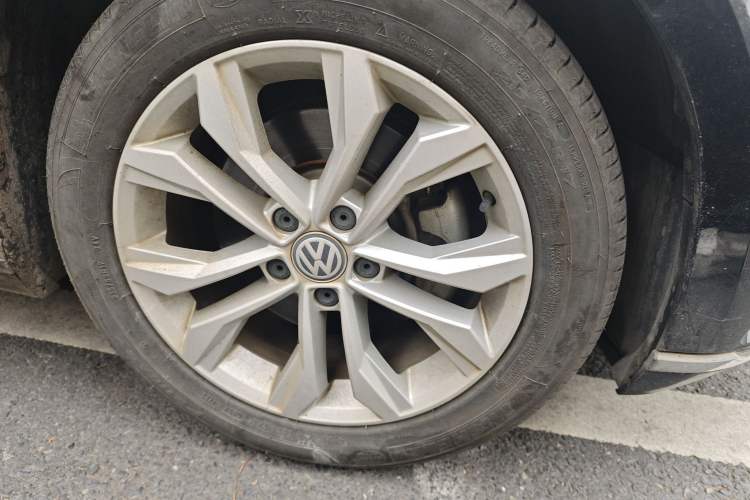Used Volkswagen Magotan 2018 330TSI DSG Luxury Model