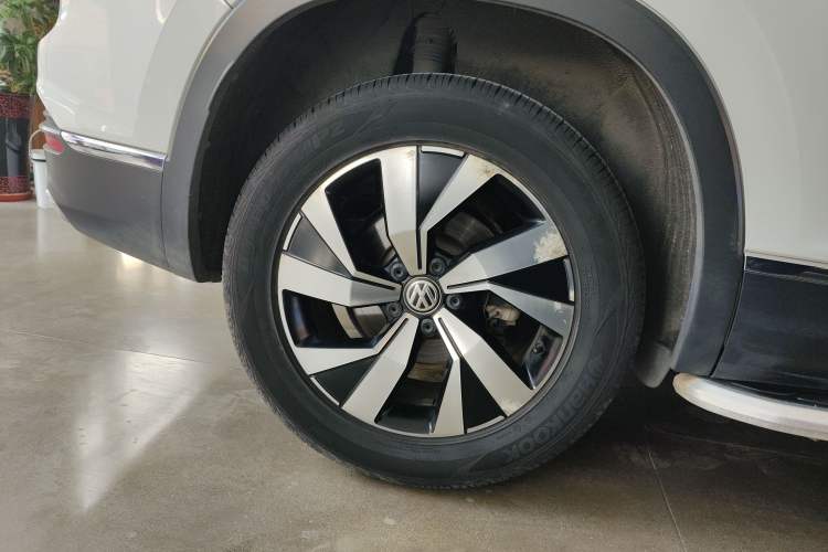 Used Volkswagen Tayron 2019 Teramont Edition 280TSI Two-Wheel Drive Luxury Model China VI Standard Exterior 5