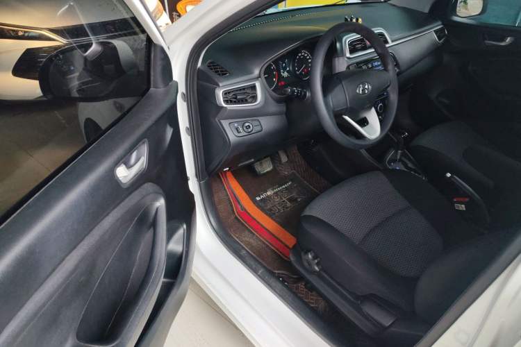 Used Hyundai Verna (older generation) 2017 1.4L Automatic YueXiang Edition China V-standard
