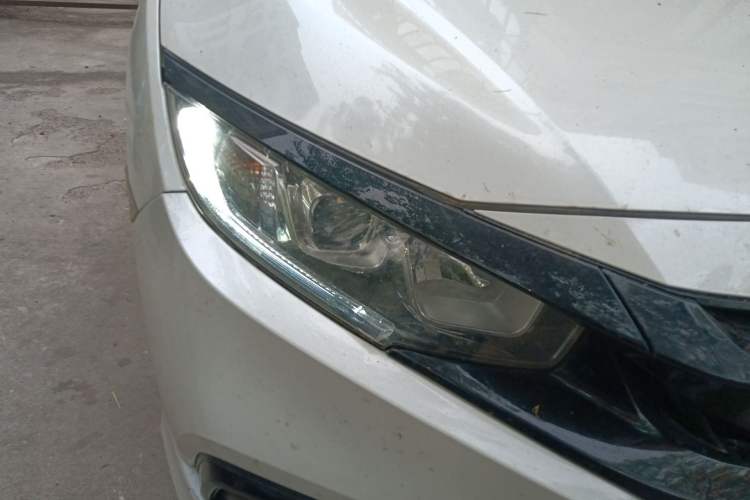 Used Honda Civic 2019 220TURBO CVT Dynamic Edition China VI Emission Standard Right Front Headlight