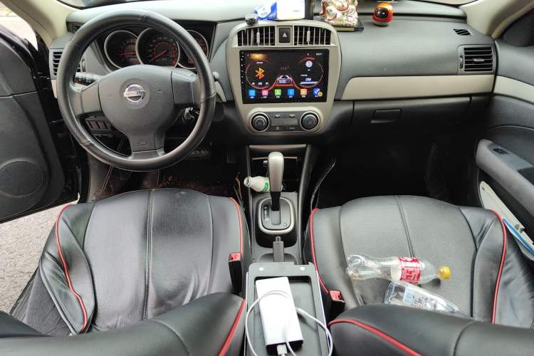 Used Nissan Sylphy 2016 Classic 1.6XE Automatic Comfort Edition Center Console