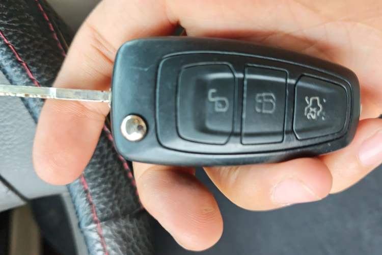 Used Ford Focus 2012 Sedan 1.6L Automatic Comfort Model
