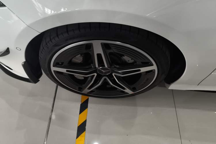 Used Mercedes-Benz A-AMG 2024 AMG A 35 L 4MATIC
