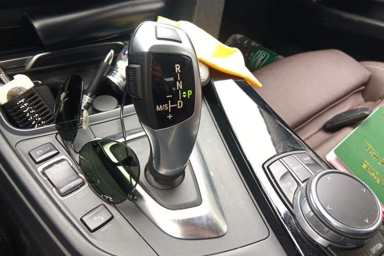 Used BMW 3 Series 2019 320Li Fashion Model Gear Lever