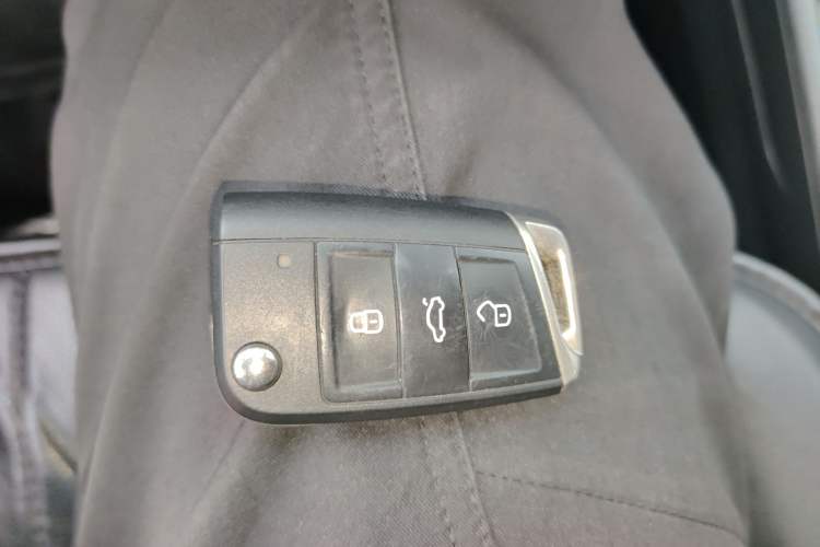 Used Volkswagen Lavida 2018 1.5L Automatic Comfort Edition China V Standard